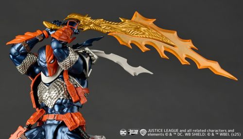 Deathstroke,DC Universe,Revoltech Kaiyodo