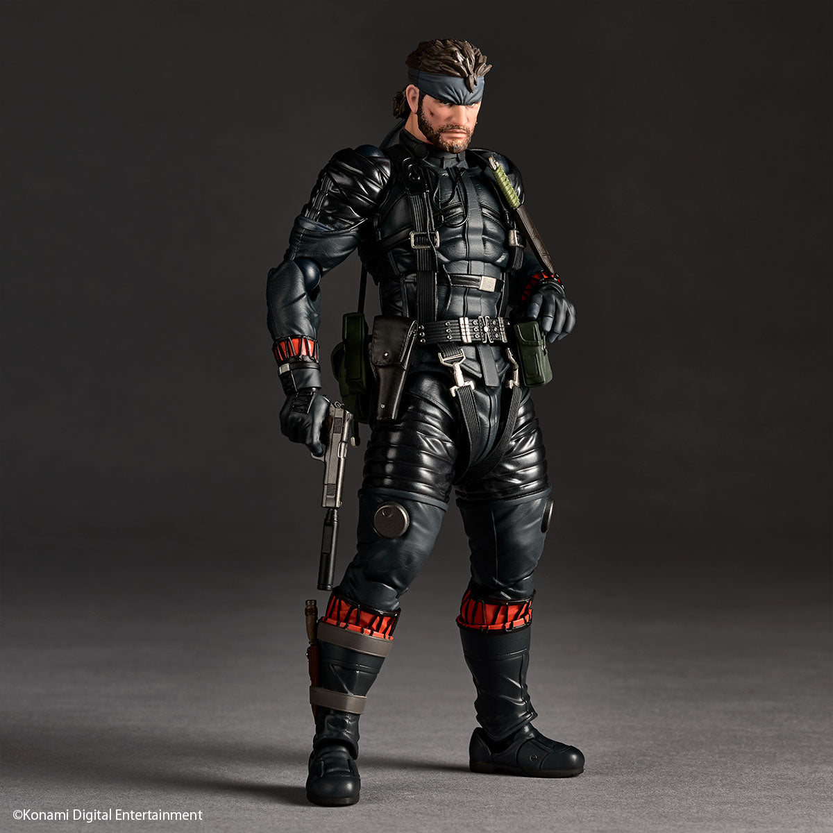Kaiyodo Revoltech Amazing Yamaguchi Naked Snake Sneaking Suit Actionfigur
