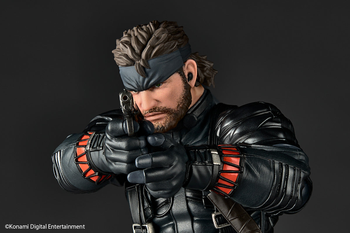 Kaiyodo Revoltech Amazing Yamaguchi Naked Snake Sneaking Suit Actionfigur