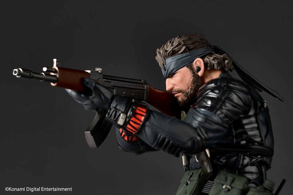 Kaiyodo Revoltech Amazing Yamaguchi Naked Snake Sneaking Suit Actionfigur