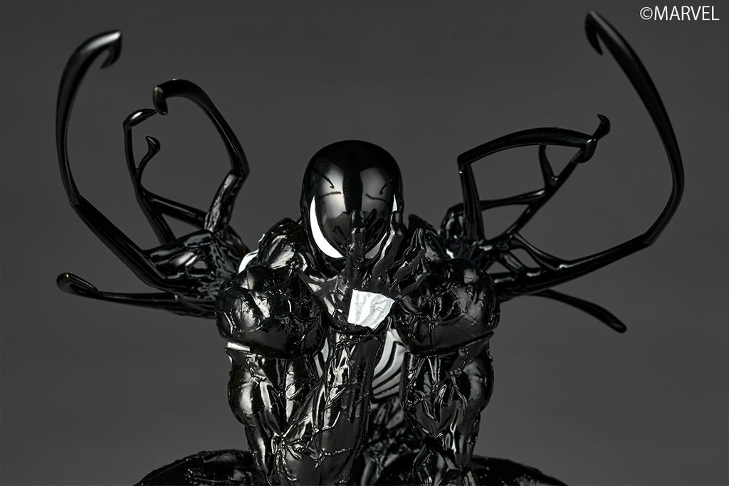 Symbiote Spider-Man Revoltech Amazing Yamaguchi  Kaiyodo  Pre-oreder Bonus