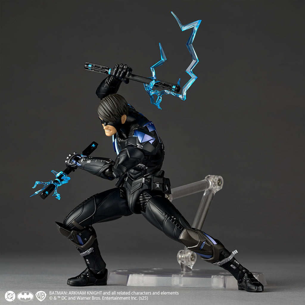 Nightwing Revoltech Amazing Yamaguchi  Kaiyodo   Pre-oreder Bonus