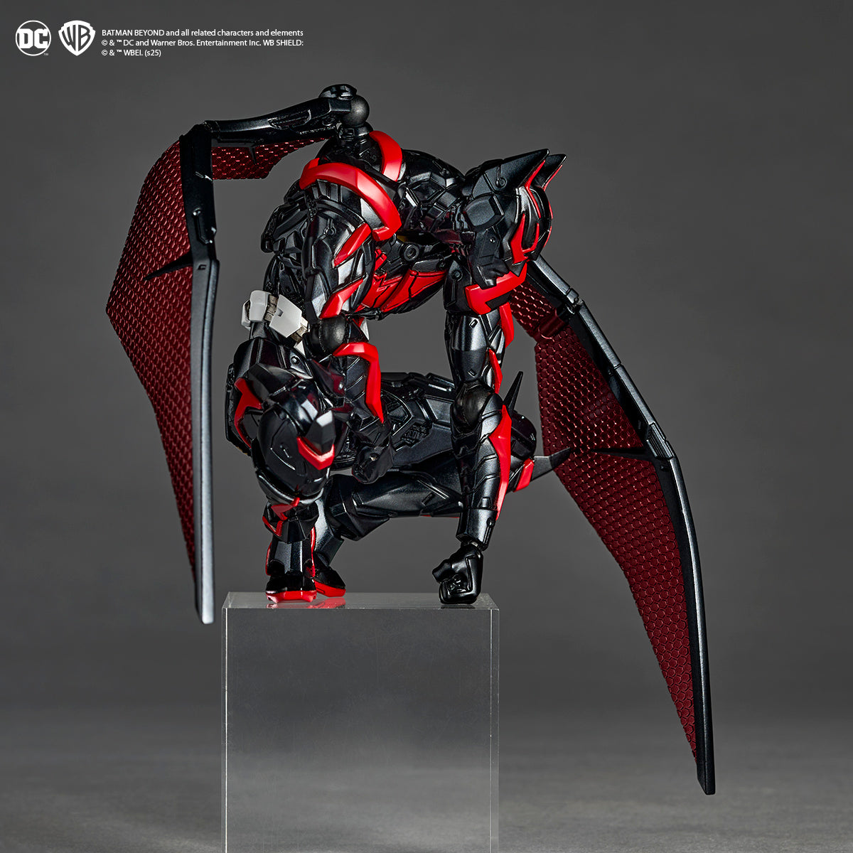 Revoltech Amazing Yamaguchi  – Batman Beyond DX