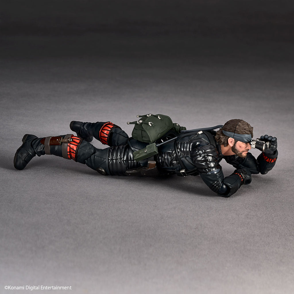 Kaiyodo Revoltech Amazing Yamaguchi Naked Snake Sneaking Suit Actionfigur