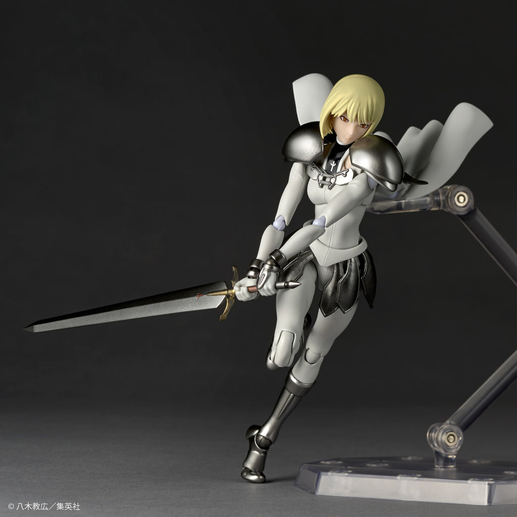 Revoltech Claire CLAYMORE Silberäugige Kriegerin Actionfigur 150mm Beweglich