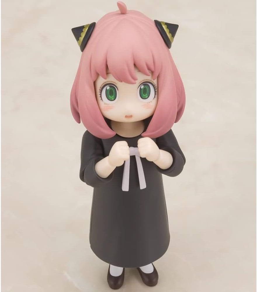 Spy x Family Figur / Anya Forger S.H. Figuarts Actionfigur 8 cm