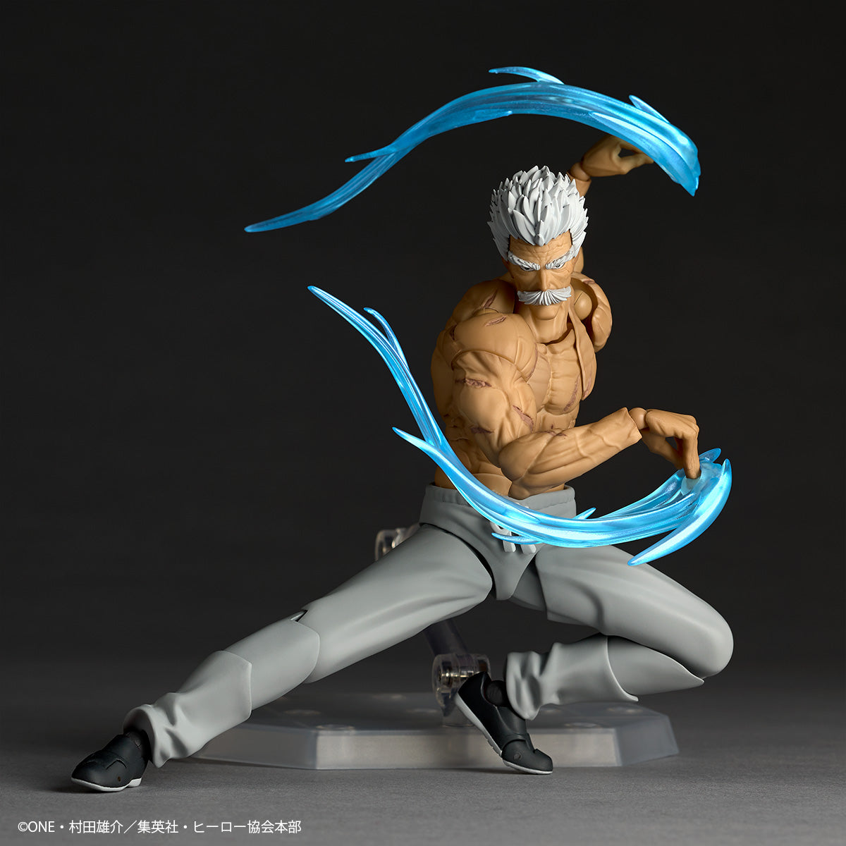 Kaiyodo Revoltech Amazing Yamaguchi Silver Fang Actionfigur 155mm