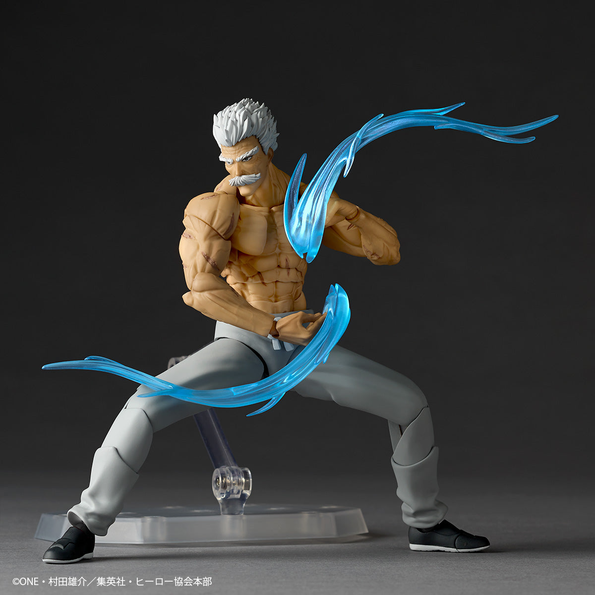 Kaiyodo Revoltech Amazing Yamaguchi Silver Fang Actionfigur 155mm