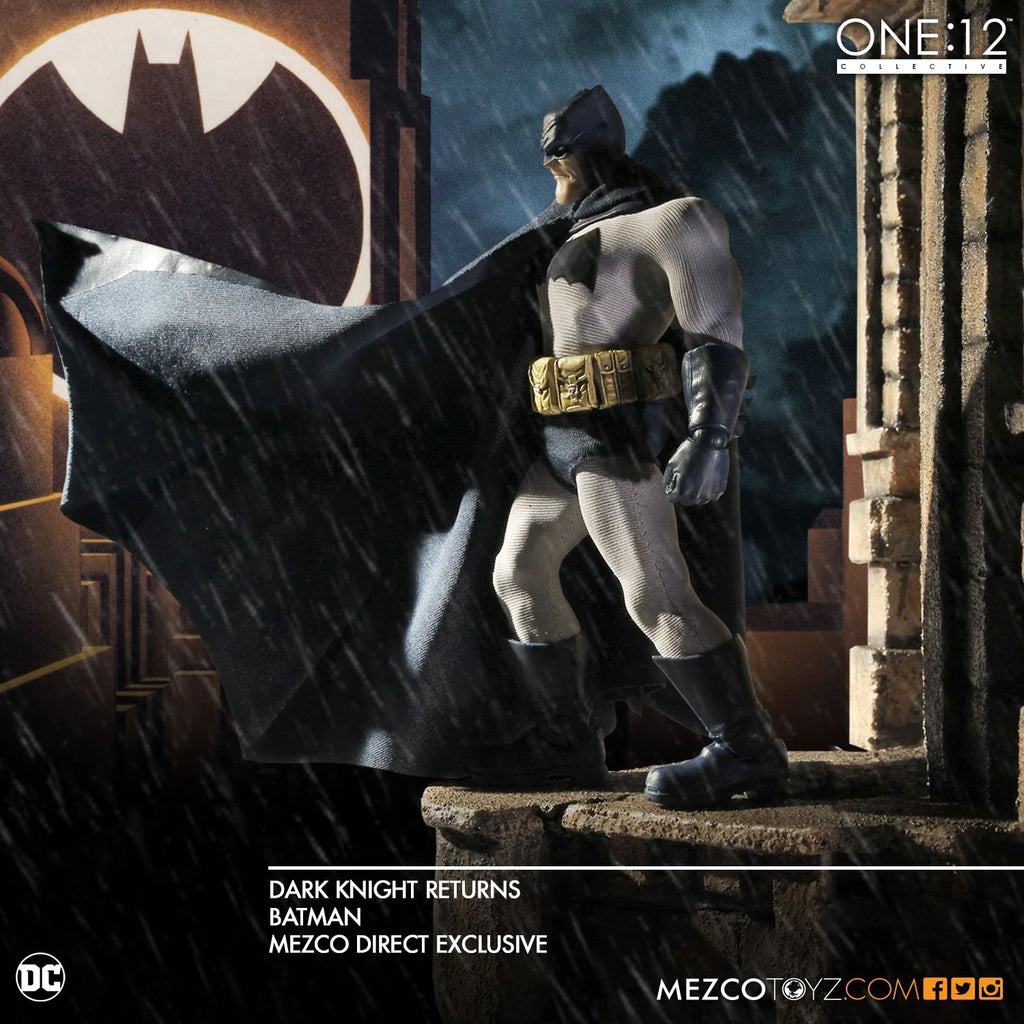 Mezco Batman The Dark Knight Returns  Exclusive One:12 Collective