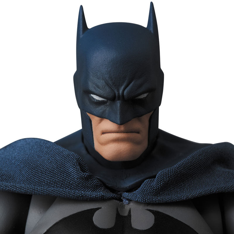 Medicom Toy MAFEX Batman HUSH Actionfigur 160mm