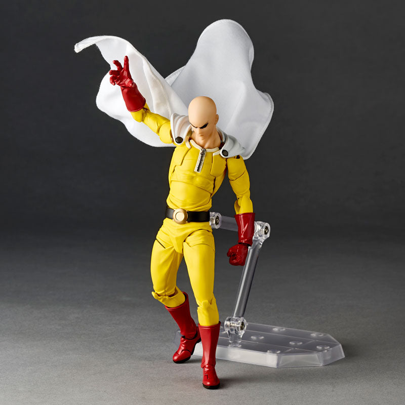 Revoltech Amazing Yamaguchi One-Punch Man Saitama  DX