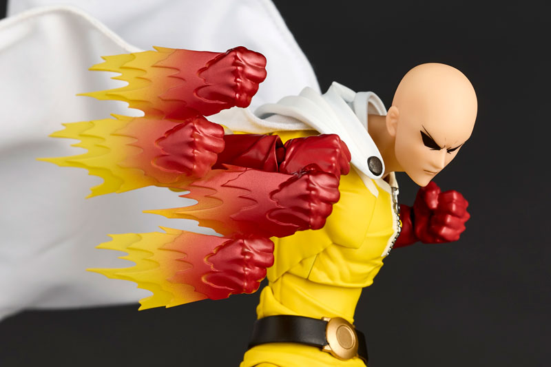 Revoltech Amazing Yamaguchi One-Punch Man Saitama  DX