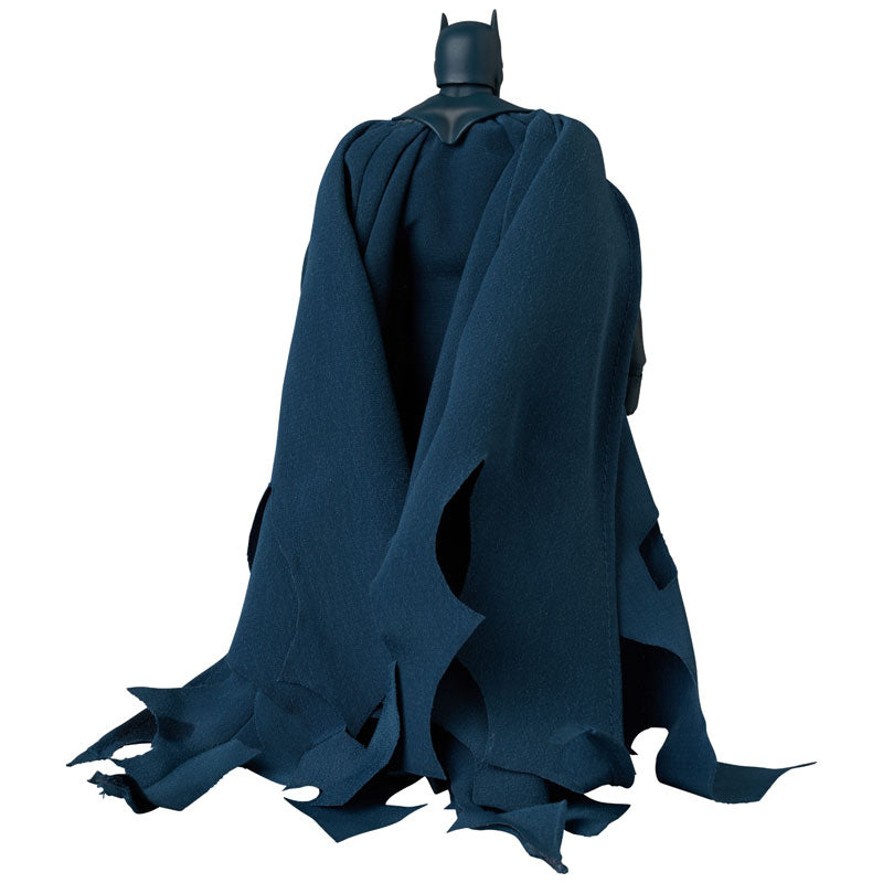 Medicom Toy MAFEX No.295 Batman Damage Ver. Action Figure 160mm