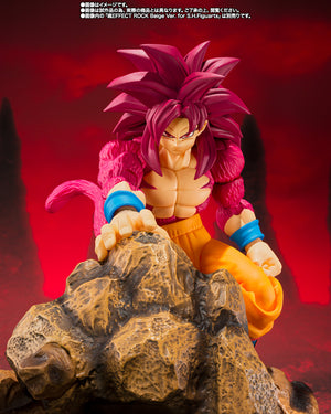 S.H.Figuarts SUPER SAIYAN 4 SON GOKU -DAIMA- Dragonball