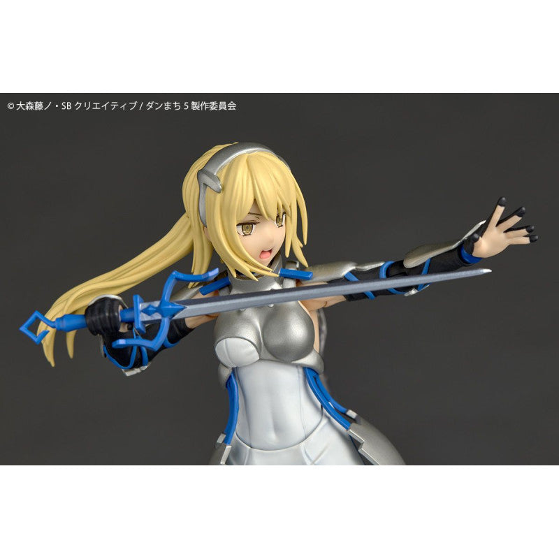 Revoltech Ais Wallenstein "Is It Wrong to Try to Pick Up Girls in a Dungeon?" Action Figure Limited Bonus Set