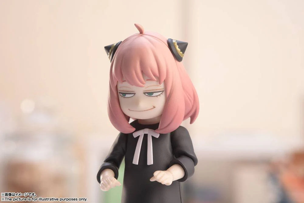 Spy x Family Figur / Anya Forger S.H. Figuarts Actionfigur 8 cm